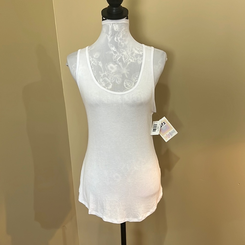LulaRoe Tank White small fits 6-8 - Picture 1 of 4